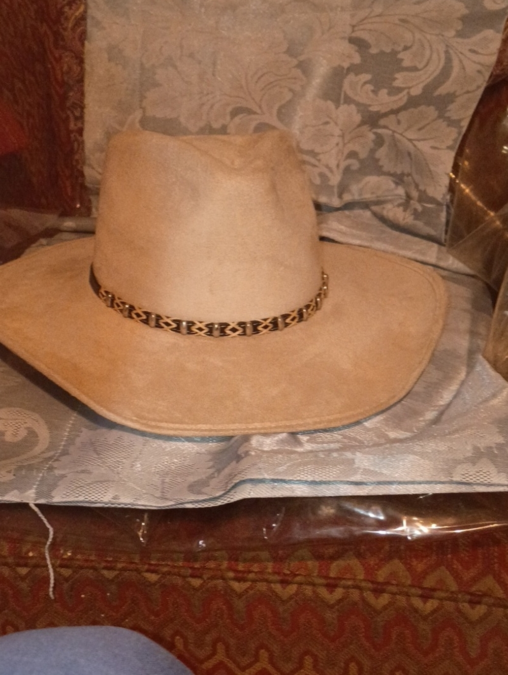 FreebuedMen's Tan Suede Cowboy Hat with Decorative Band